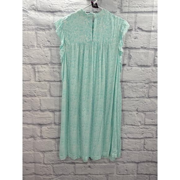 NWT Crown & Ivy Aqua Ditsy Smocked Dress Size L - Picture 5 of 6